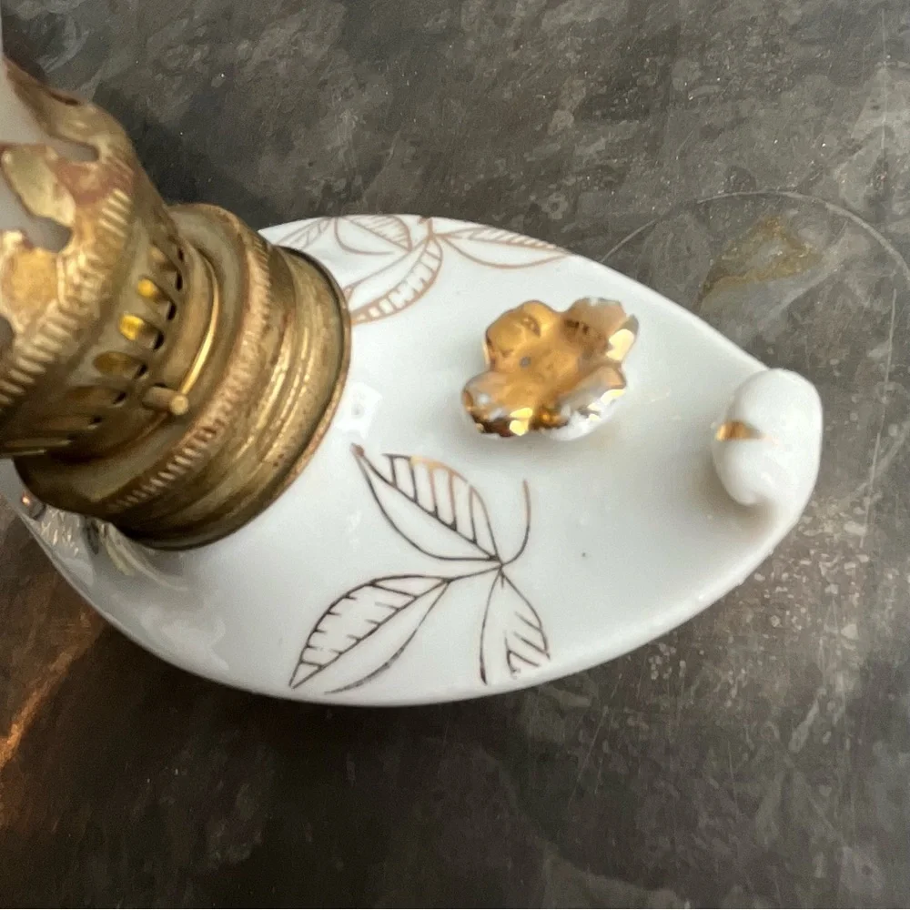 Antique Miniature ‘Aladdin’ Style Oil Finger Lamp with gold leaf design